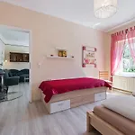 Cozy Escape Near The Baltic Apartamento Gingst