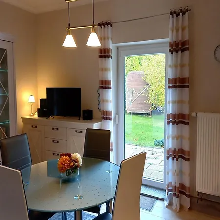 Cozy Escape Near The Baltic Apartamento